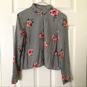 H&M Black and White Checkered with Flowers Cropped Button Down